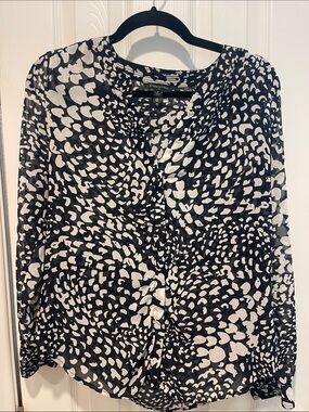 Banana Republic Black and White Abstract Print Blouse
